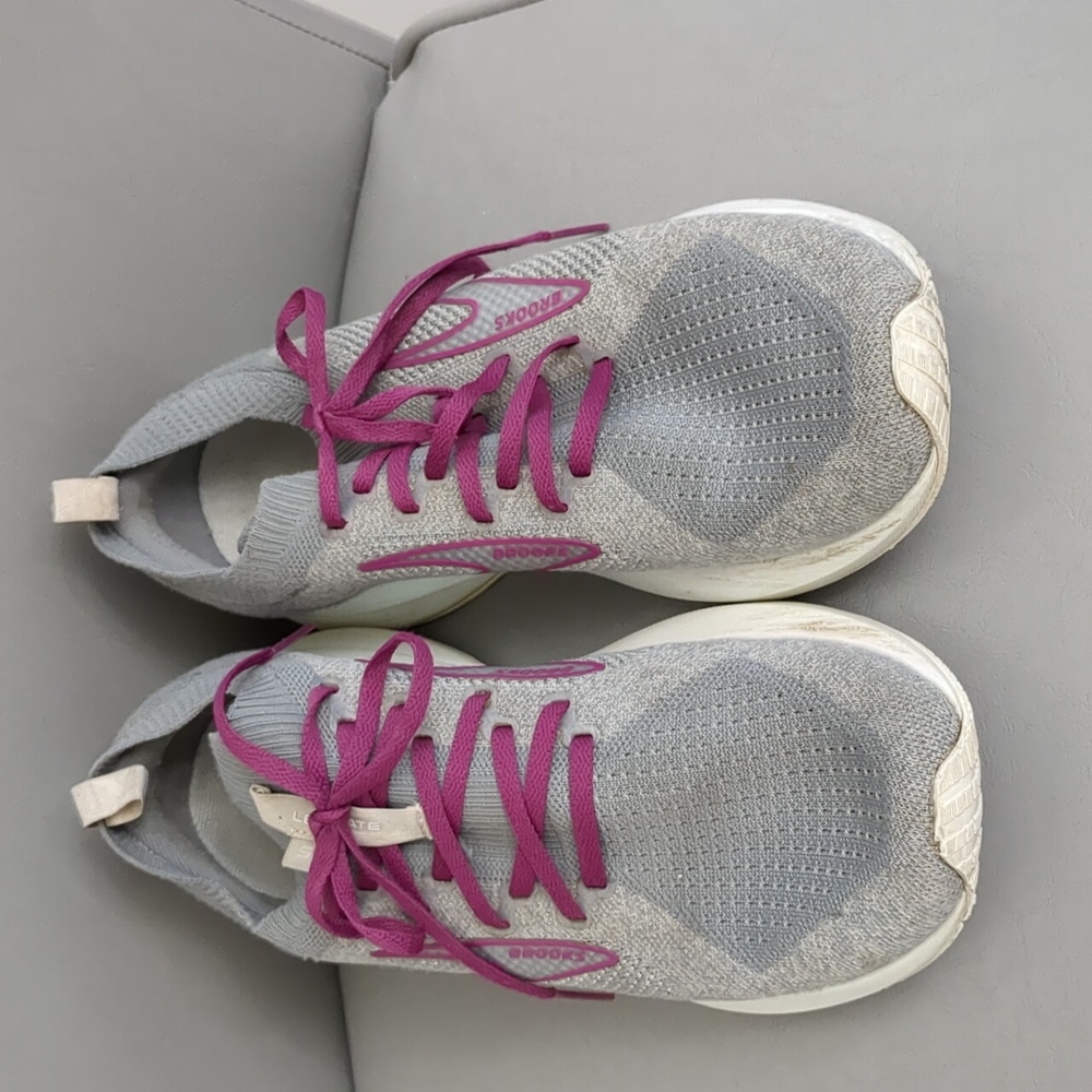 Brooks Levitate Running Shoes
